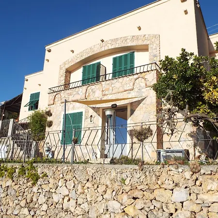Apartment Ca Franca *